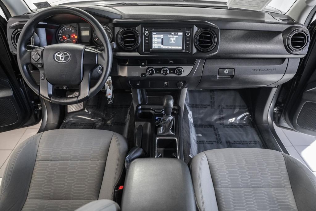 Used 2016 Toyota Tacoma SR5 image 14