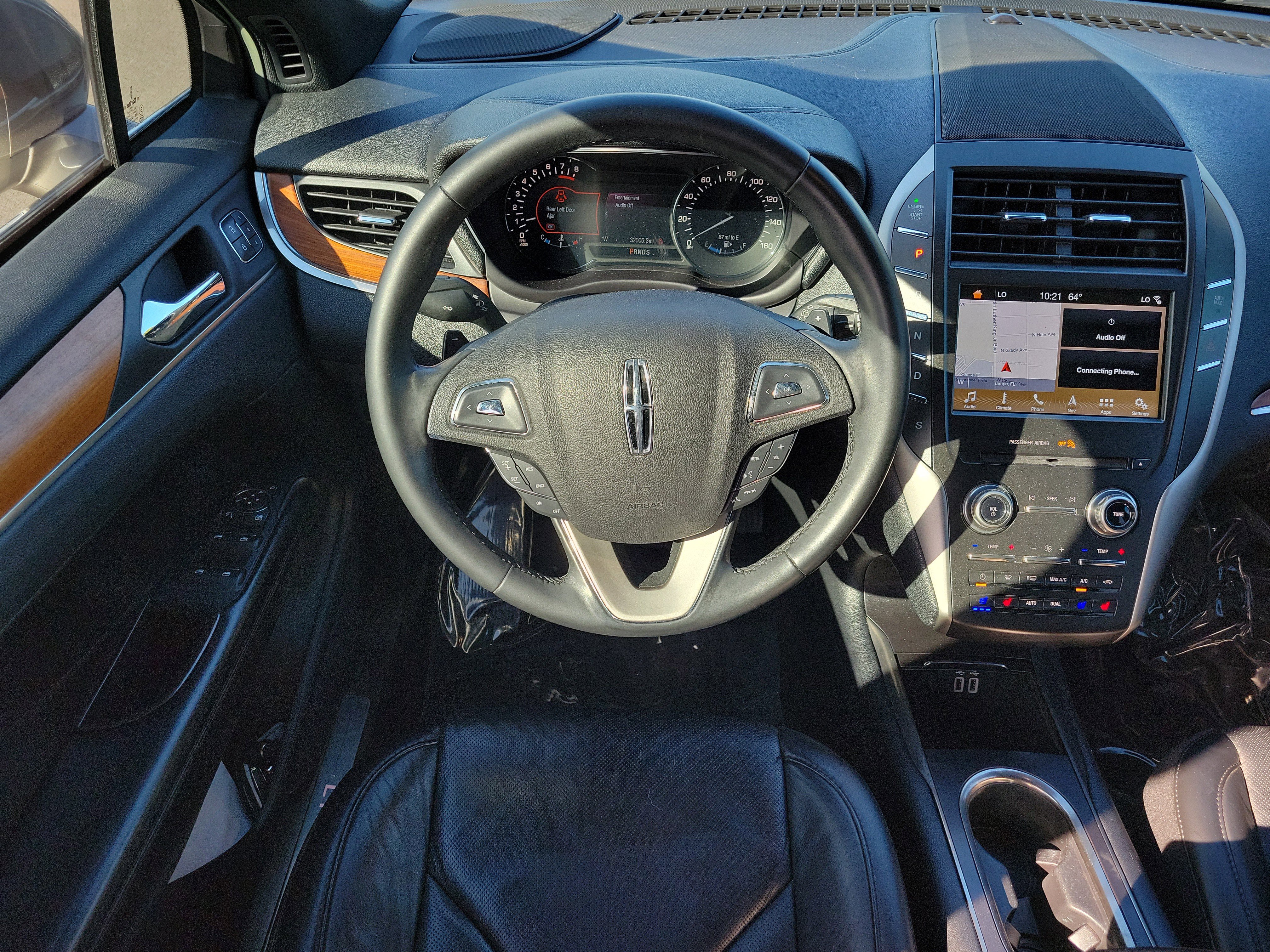 Used 2017 Lincoln MKC Reserve image 18