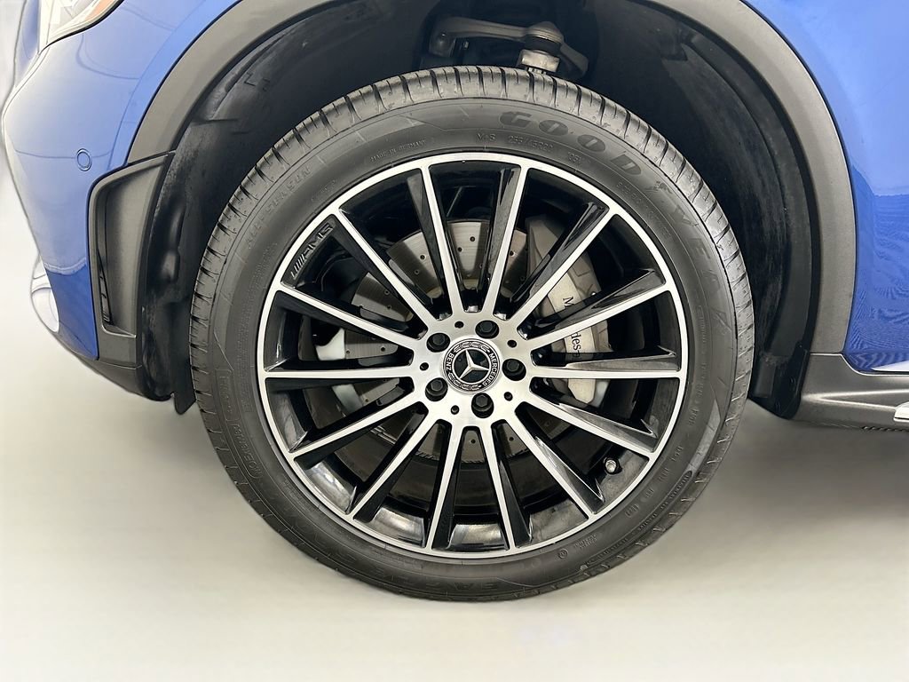 Used 2023 Mercedes-Benz GLC 300 4MATIC Coupe image 28