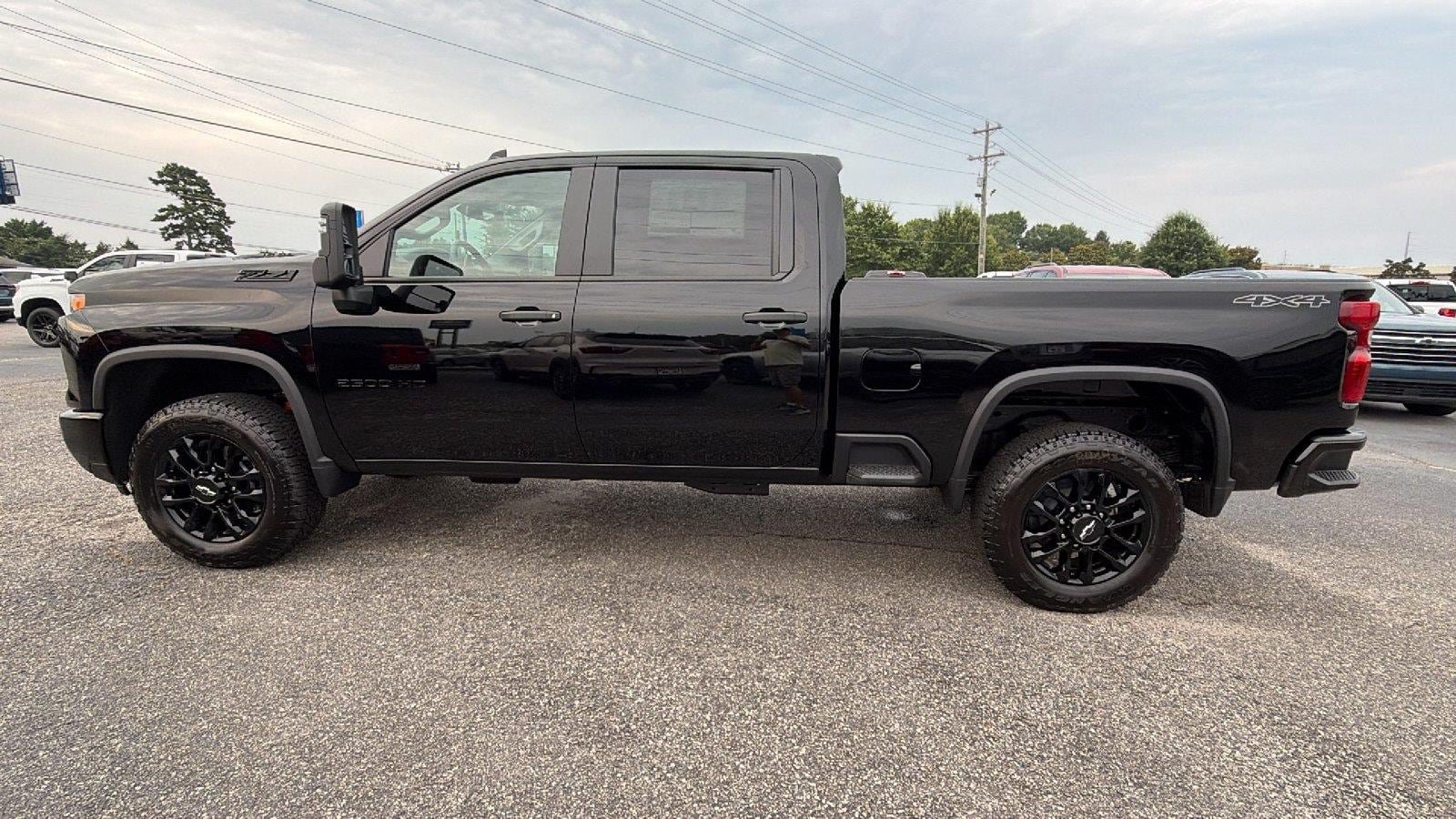 New 2026 Chevrolet Silverado 2500 Custom w/ Custom Value Package AWD/4WD image 11