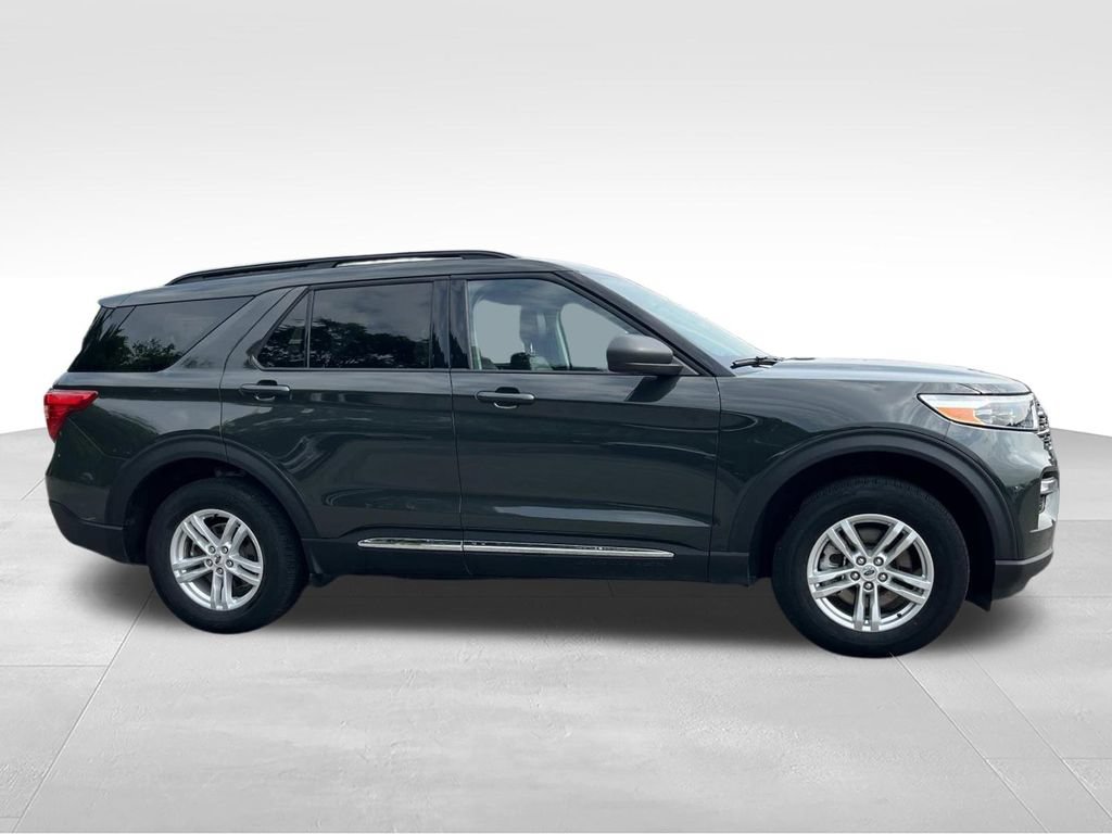 Certified 2024 Ford Explorer XLT w/ Equipment Group 202A AWD/4WD video 2
