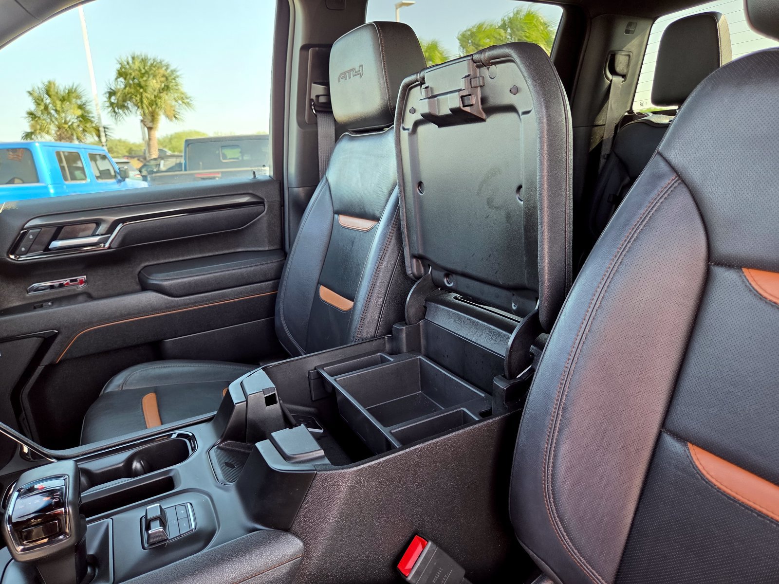 Used 2025 GMC Sierra 1500 AT4 AWD/4WD image 32