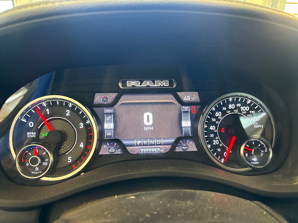 Used 2024 RAM 3500 Laramie AWD/4WD image 4
