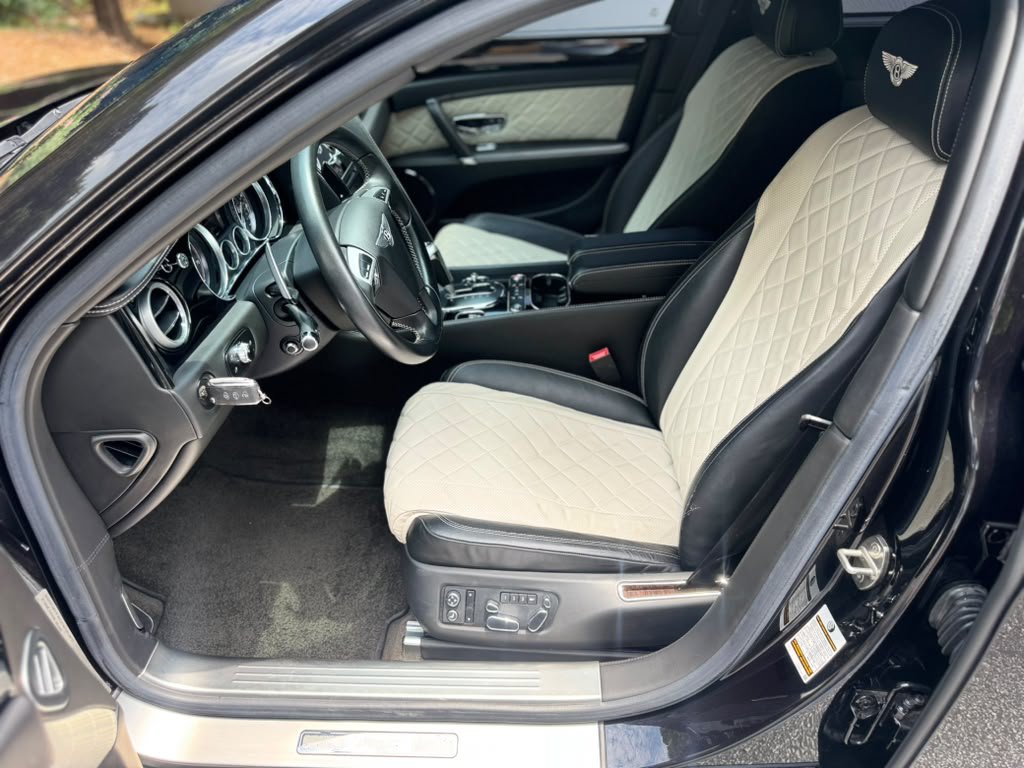 Used 2017 Bentley Flying Spur S V8 AWD/4WD image 3
