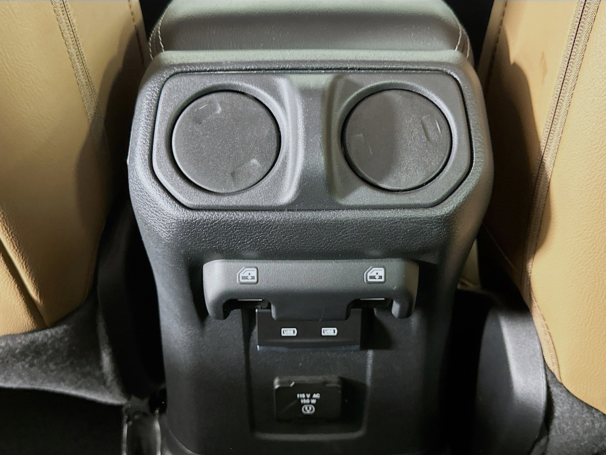 Used 2023 Jeep Wrangler Sahara w/ Cold Weather Group image 28