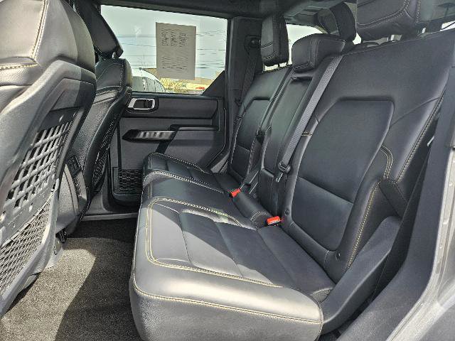 Certified 2025 Ford Bronco Badlands image 10