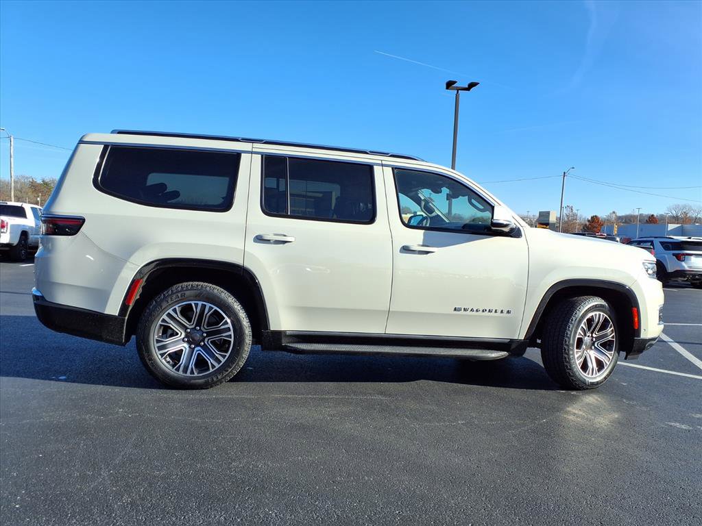 Used 2022 Jeep Wagoneer Series III w/ Rear Seat Video Group 1 image 34