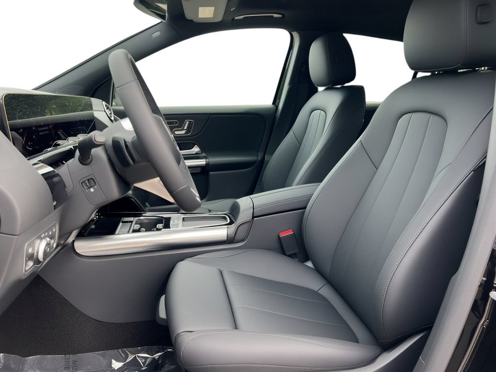 New 2026 Mercedes-Benz GLA 250 4MATIC image 6