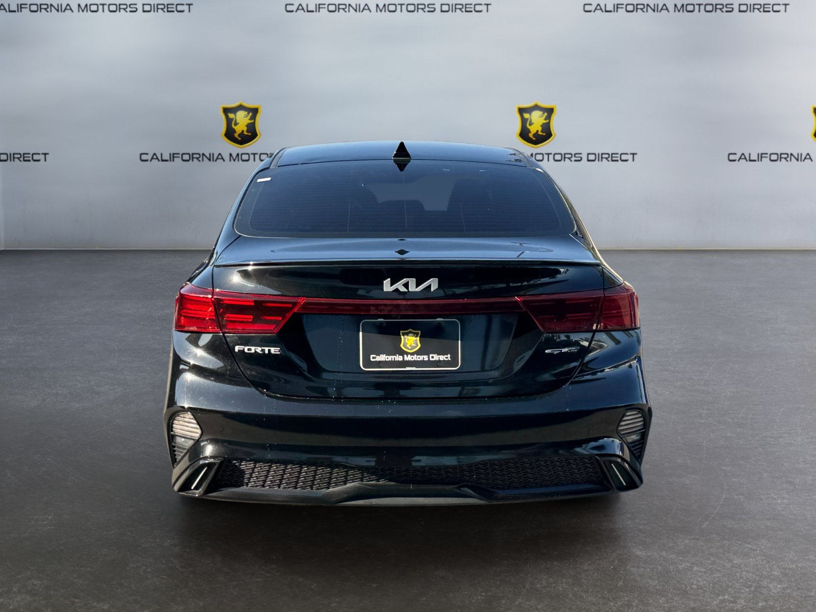 Used 2023 Kia Forte GT-Line FWD image 4