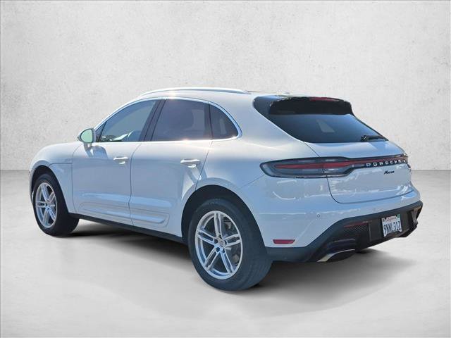 Used 2024 Porsche Macan AWD/4WD image 8