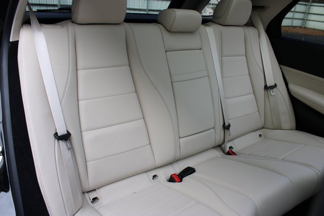 Used 2024 Mercedes-Benz GLE 450e 4MATIC w/ Warmth & Comfort Package image 16