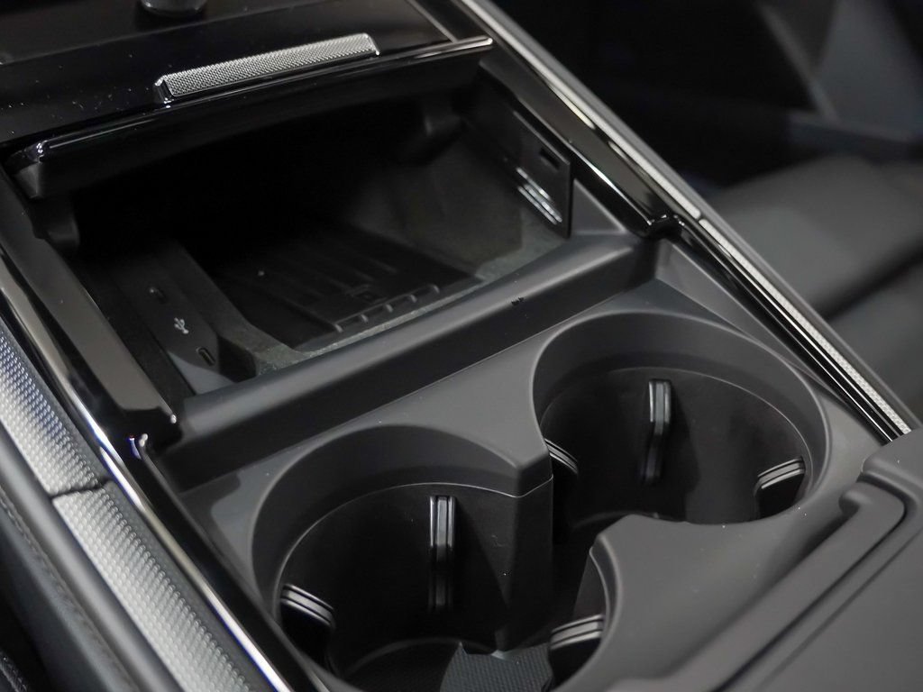 New 2026 Porsche Panamera 4 E-Hybrid AWD/4WD image 35