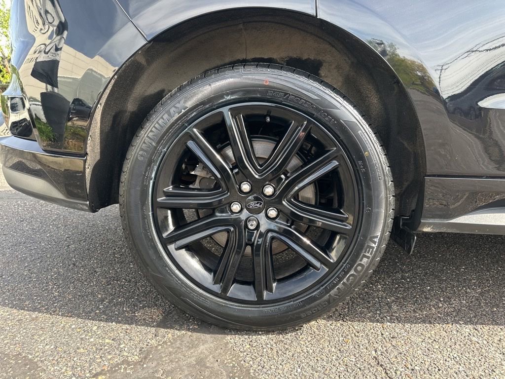 Used 2023 Ford Edge ST-Line w/ Class II Trailer Tow Package AWD/4WD image 19