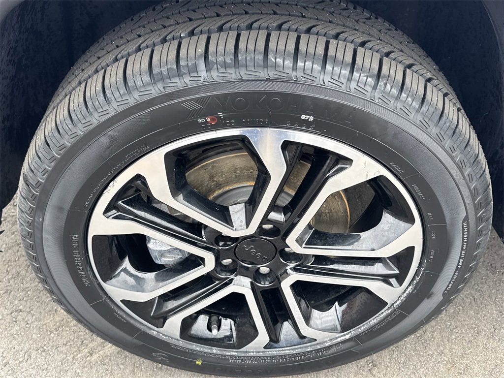 Used 2022 Jeep Compass Limited image 14