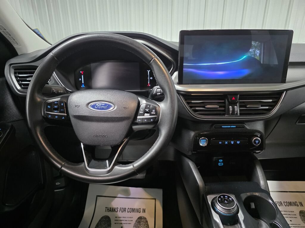 Used 2023 Ford Escape Active w/ Tech Pack #1 FWD image 8