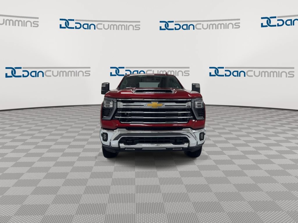 Used 2026 Chevrolet Silverado 2500 LTZ AWD/4WD image 3