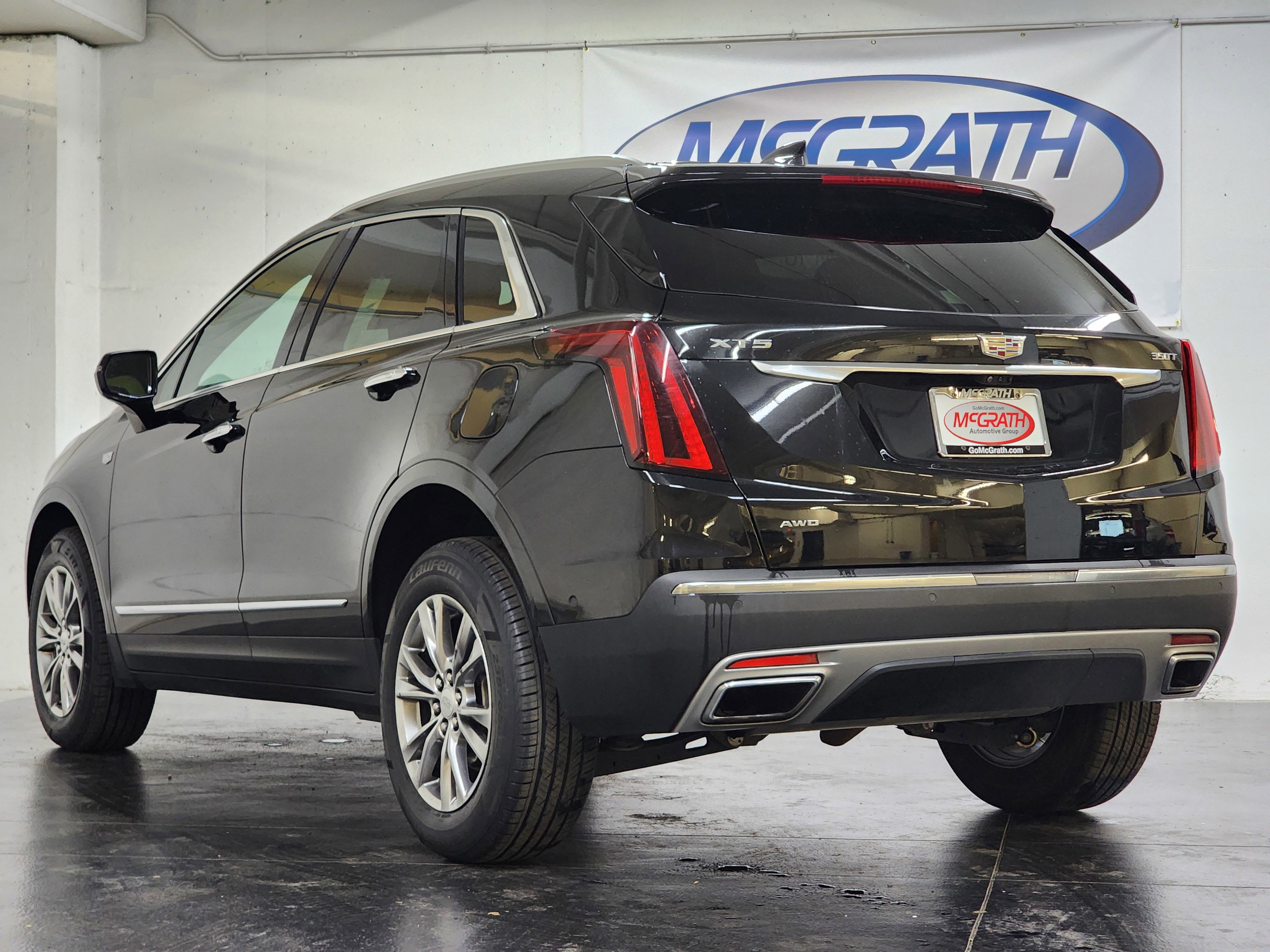 Used 2022 Cadillac XT5 Premium Luxury w/ Technology Package image 9