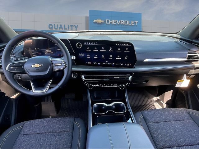 New 2026 Chevrolet Traverse LT w/ Driver Confidence Package FWD image 5
