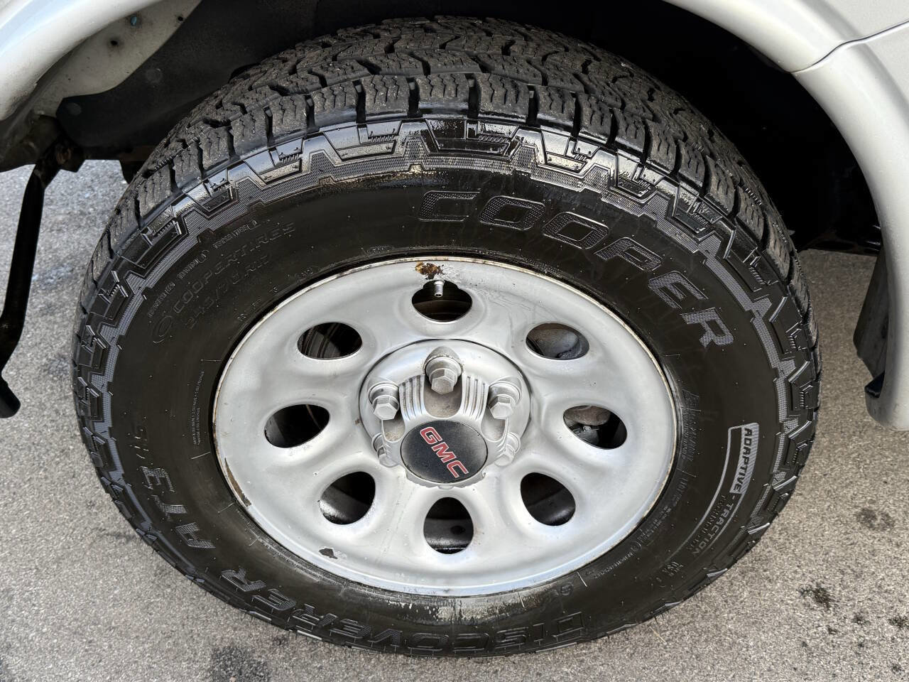 Used 2013 GMC Savana 1500 image 17