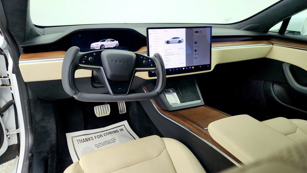 Used 2023 Tesla Model S image 12