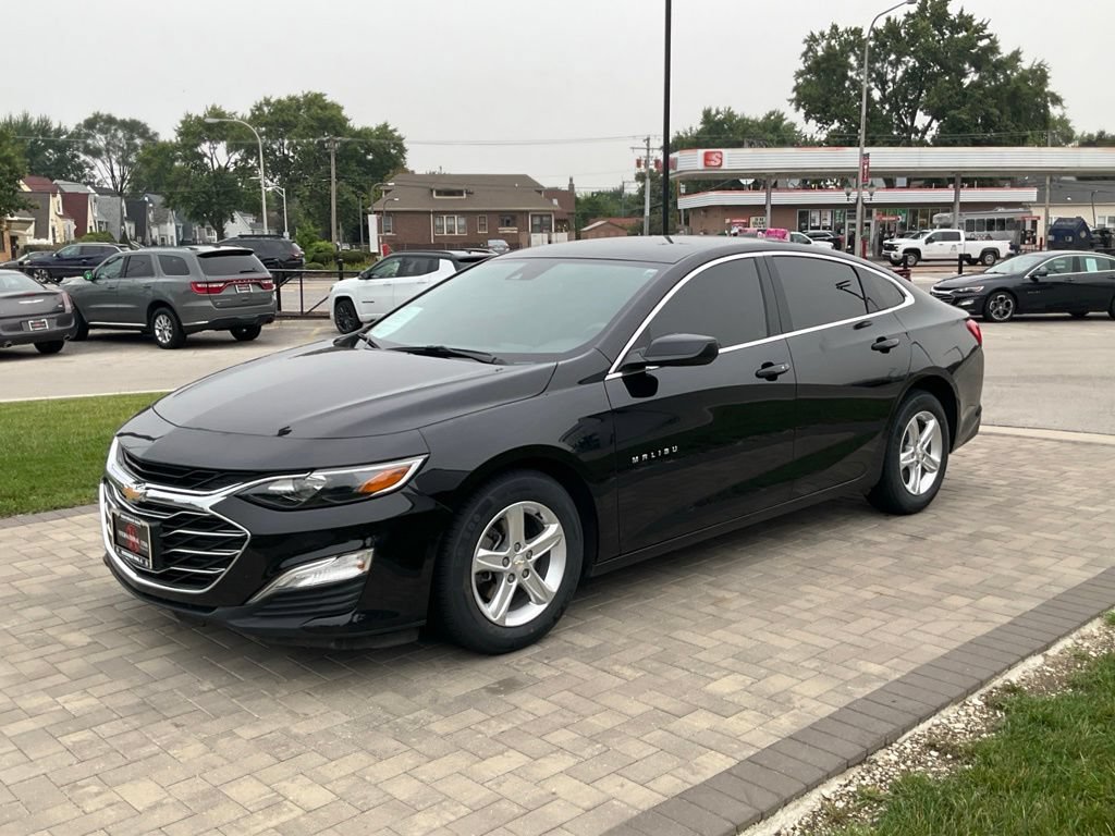 Used 2025 Chevrolet Malibu LS FWD image 4