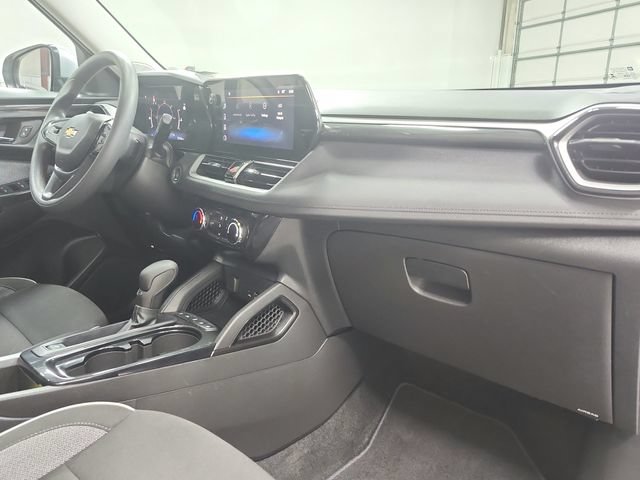 Used 2026 Chevrolet TrailBlazer LT FWD image 34