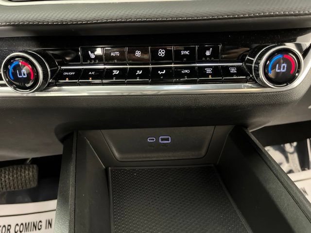 Used 2025 Chevrolet Equinox LT w/ Convenience Package II FWD image 28