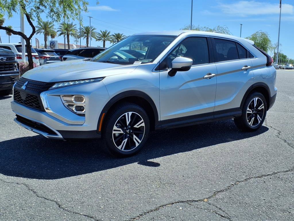 Used 2025 Mitsubishi Eclipse Cross SE image 3