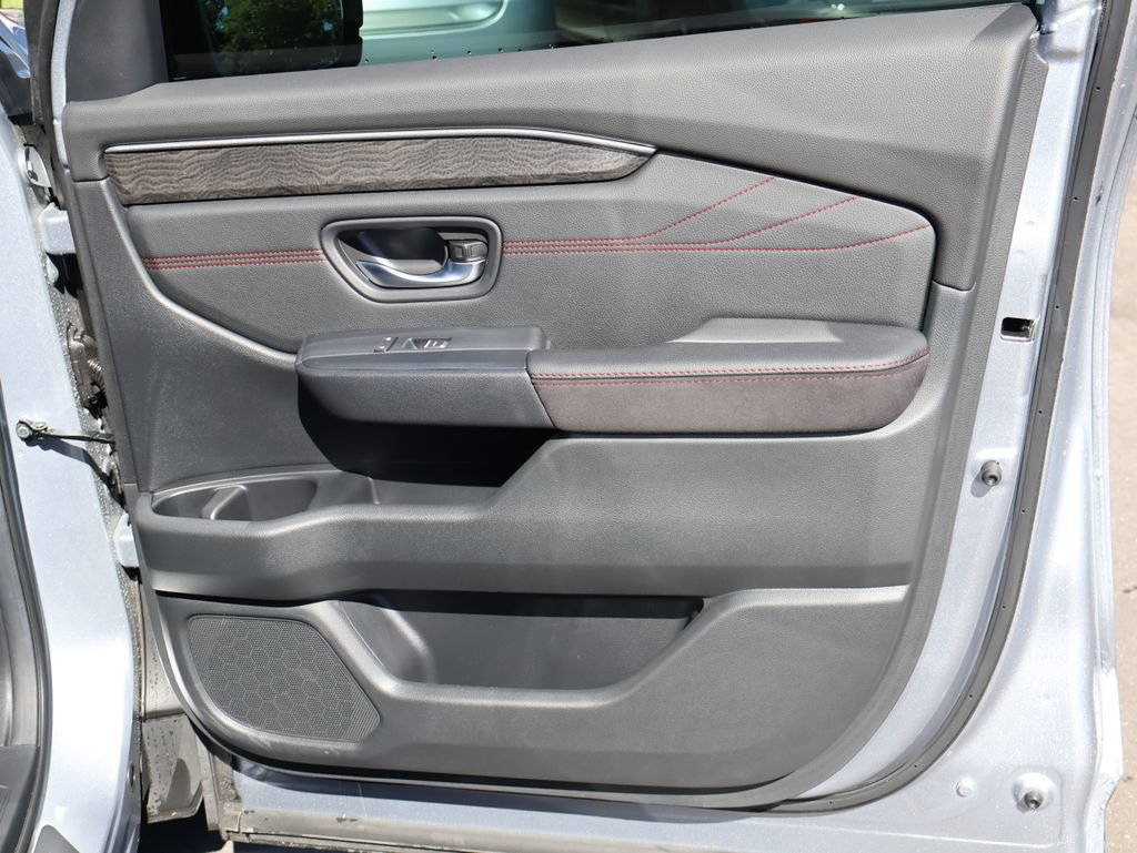 New 2026 Honda Pilot Black Edition image 11