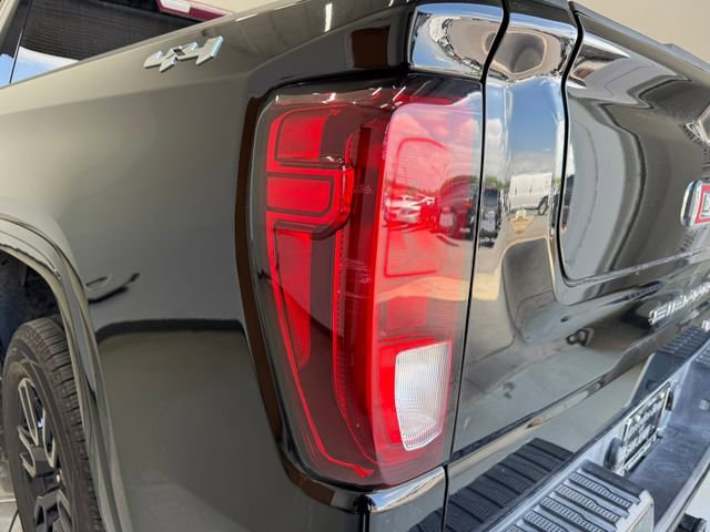 Used 2022 GMC Sierra 1500 Elevation AWD/4WD image 32