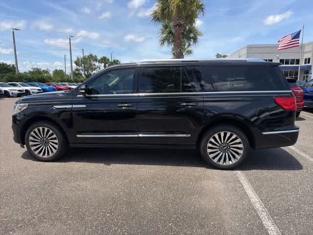 Used 2020 Lincoln Navigator L Reserve w/ Luxury Package AWD/4WD image 19