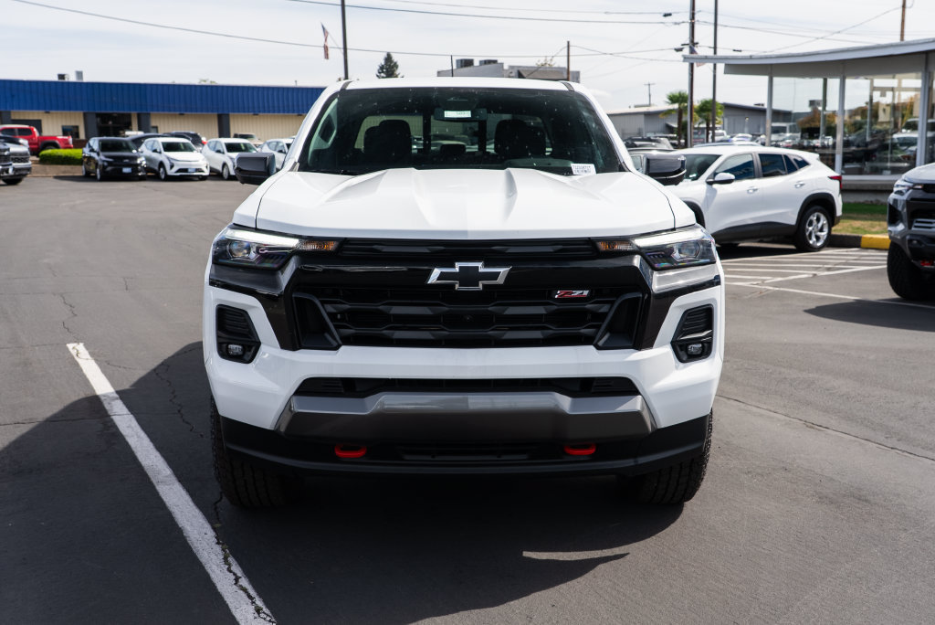 New 2026 Chevrolet Colorado Z71 w/ Technology Package AWD/4WD image 2