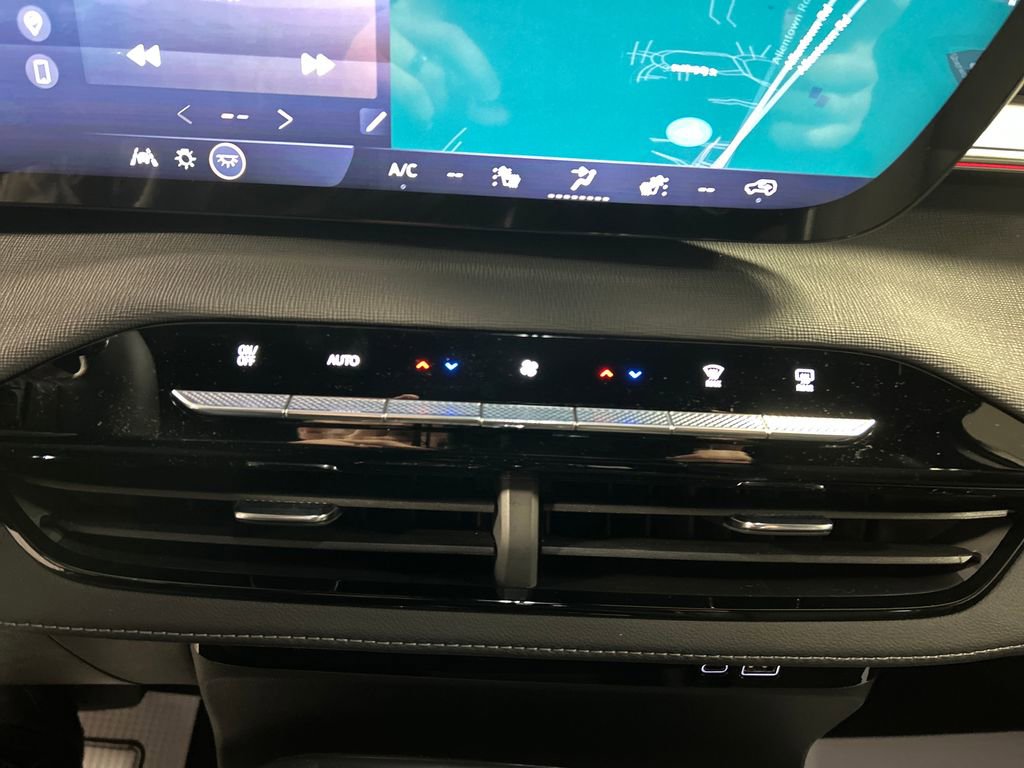 New 2026 Buick Enclave Preferred image 17