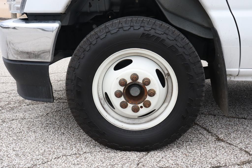 Used 2025 Ford E-450 and Econoline 450 Super Duty w/ Power Equipment Group image 34