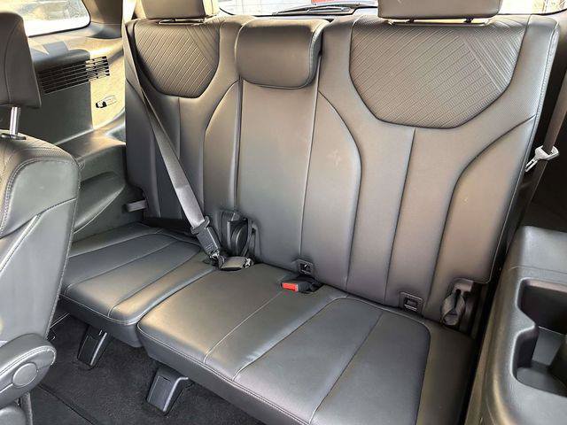 Certified 2025 Hyundai Palisade SEL AWD/4WD image 16