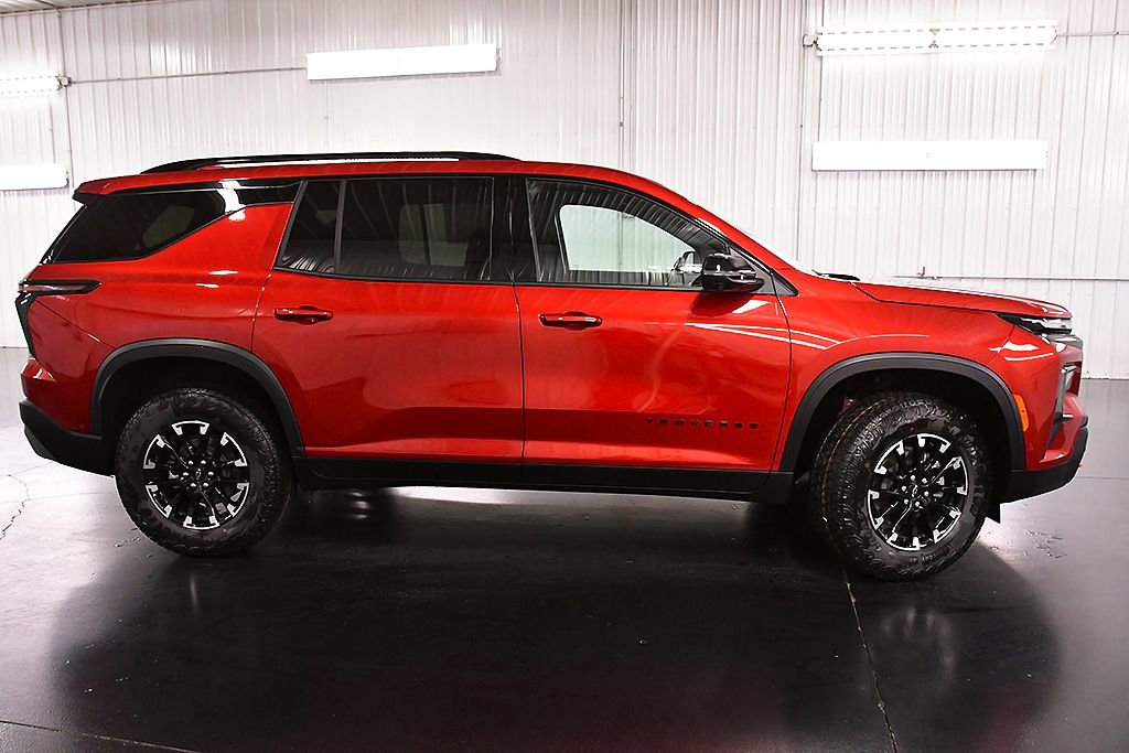New 2026 Chevrolet Traverse Z71 w/ Enhanced Driving Package AWD/4WD image 8