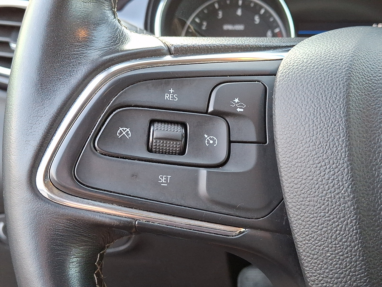 Certified 2020 Buick Encore GX Preferred FWD image 21
