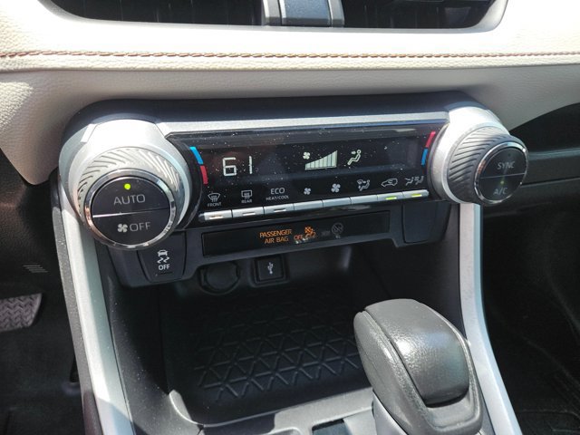 Used 2022 Toyota RAV4 XLE w/ Convenience Package AWD/4WD image 21