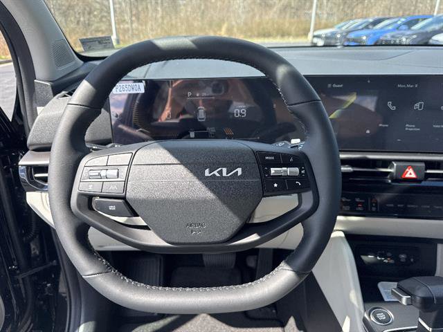 New 2026 Kia Sportage EX FWD image 10