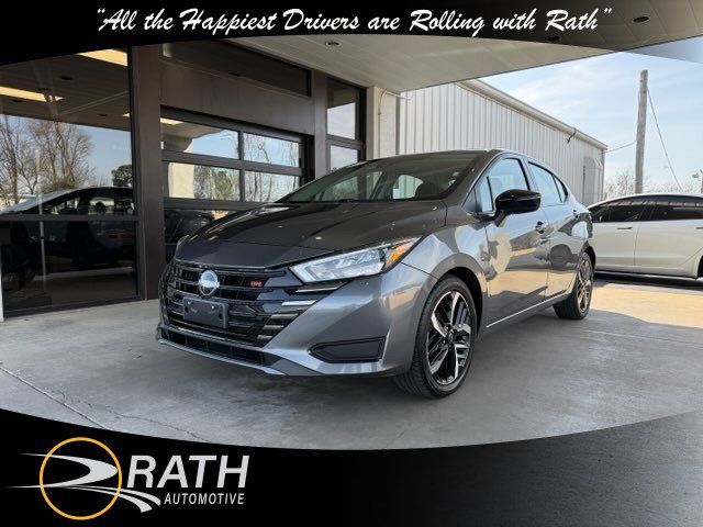 Used 2024 Nissan Versa SR image 1