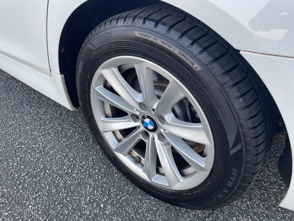 Used 2016 BMW 528i xDrive Sedan AWD/4WD image 10