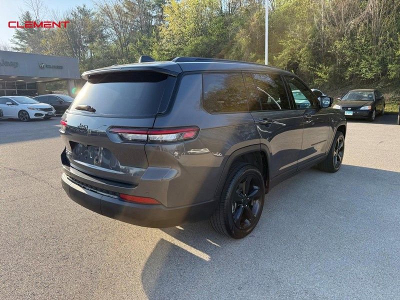 Used 2023 Jeep Grand Cherokee L Laredo AWD/4WD image 8