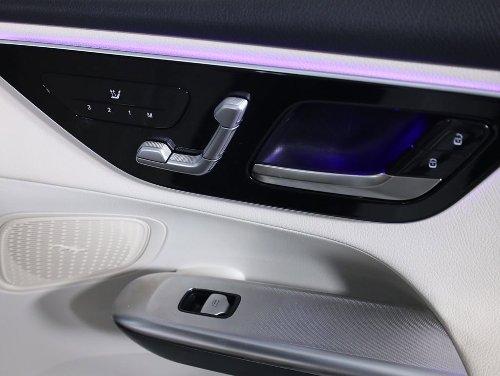 Used 2026 Mercedes-Benz GLC 300 4MATIC image 51