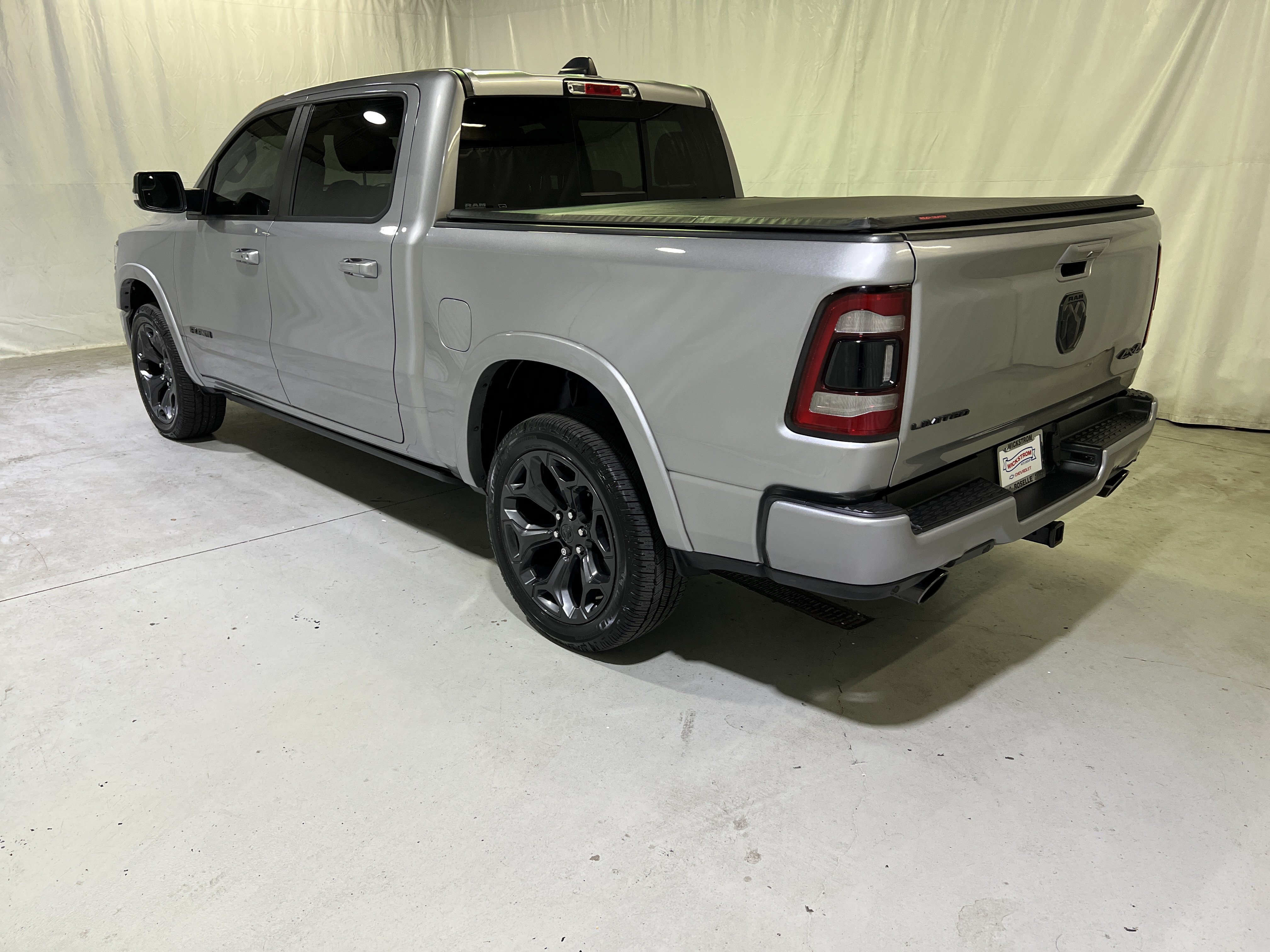 Used 2022 RAM 1500 Limited w/ Night Edition AWD/4WD image 13