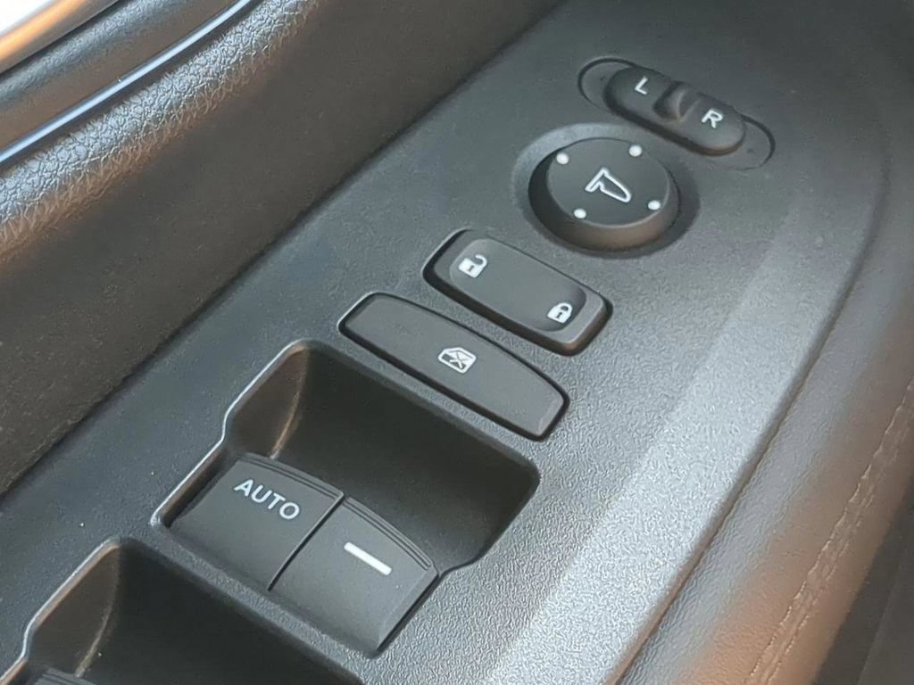 New 2027 Honda HR-V LX image 18