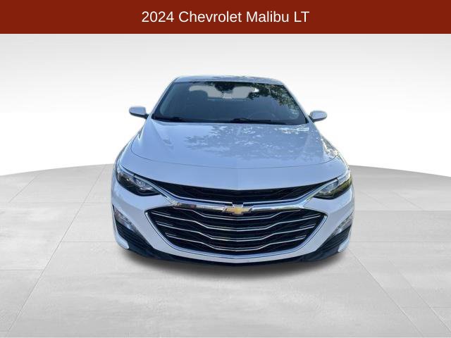 Used 2024 Chevrolet Malibu LT FWD image 2