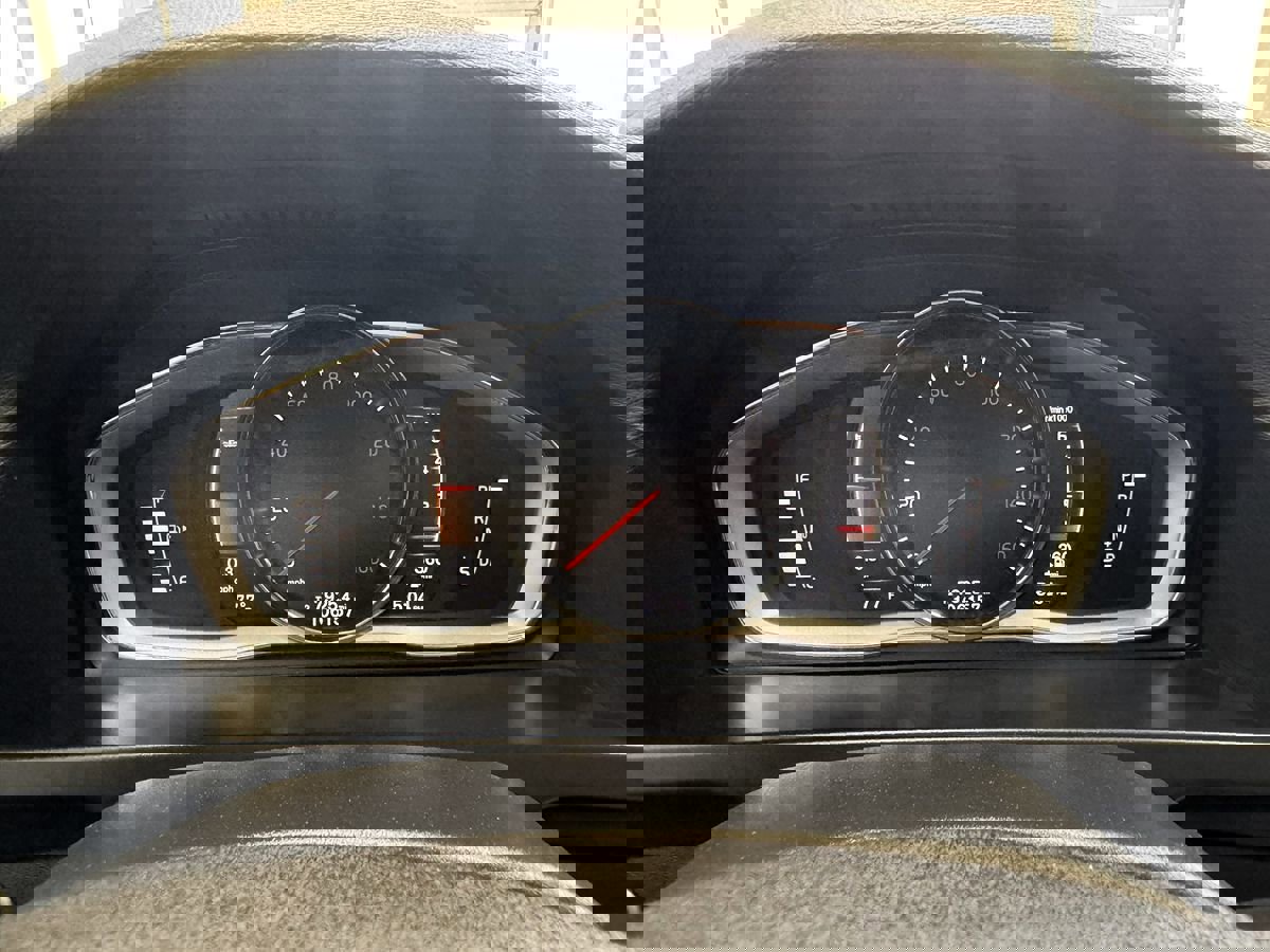 Used 2018 Volvo V60 T5 Cross Country w/ Convenience Package image 30