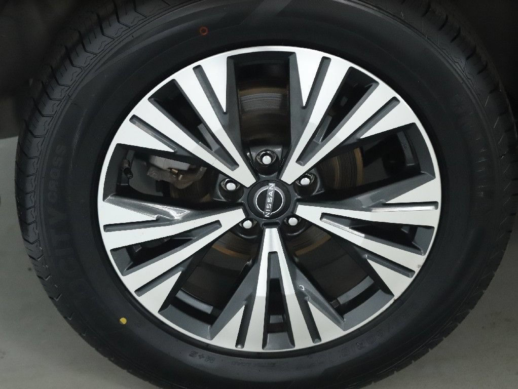 Certified 2023 Nissan Rogue SV AWD/4WD image 12