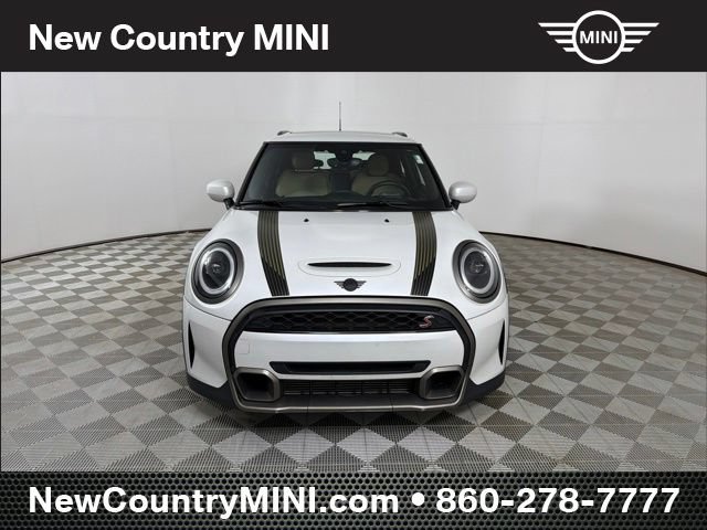 Certified 2024 MINI Cooper S w/ MINI Resolute Edition FWD image 2