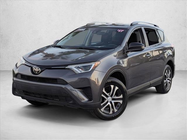 Used 2017 Toyota RAV4 LE video 1